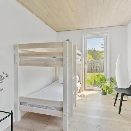 Lenaya - 1km From The Sea In Djursland And Mols By Interhome Эбельтофт