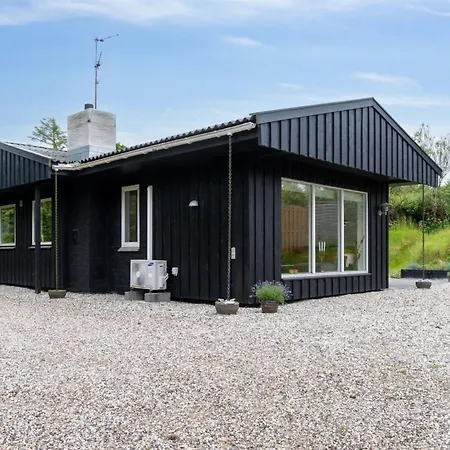 Дом отдыха Lenaya - 1km From The Sea In Djursland And Mols By Interhome