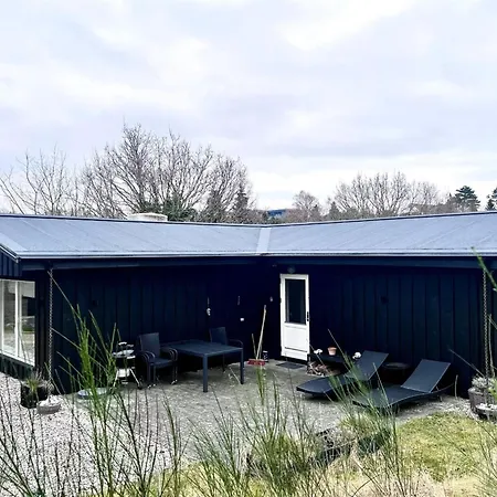 Дом отдыха Lenaya - 1km From The Sea In Djursland And Mols By Interhome *